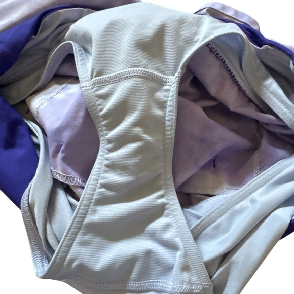 VTG Lululemon Speed Run Shorts - Picture 6 of 7